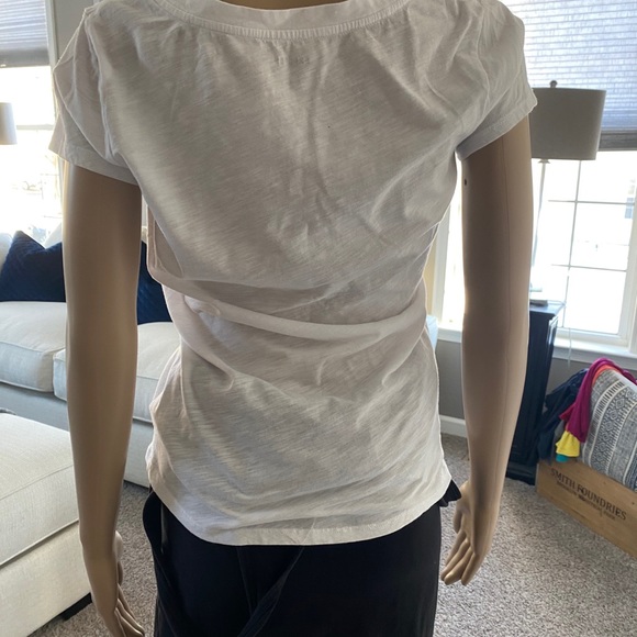 🔥HUGE SALE🔥 White T-Shirt - Picture 4 of 6